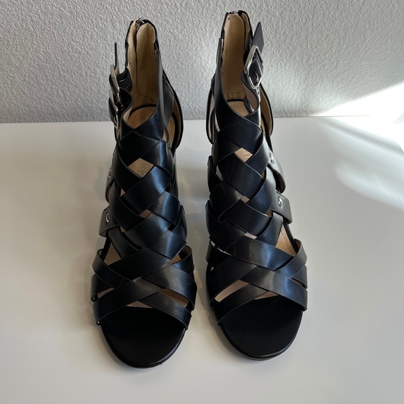 NEW The Limited Brooklyn Black Block Heeled Leather Sandals - Picture 2 of 16